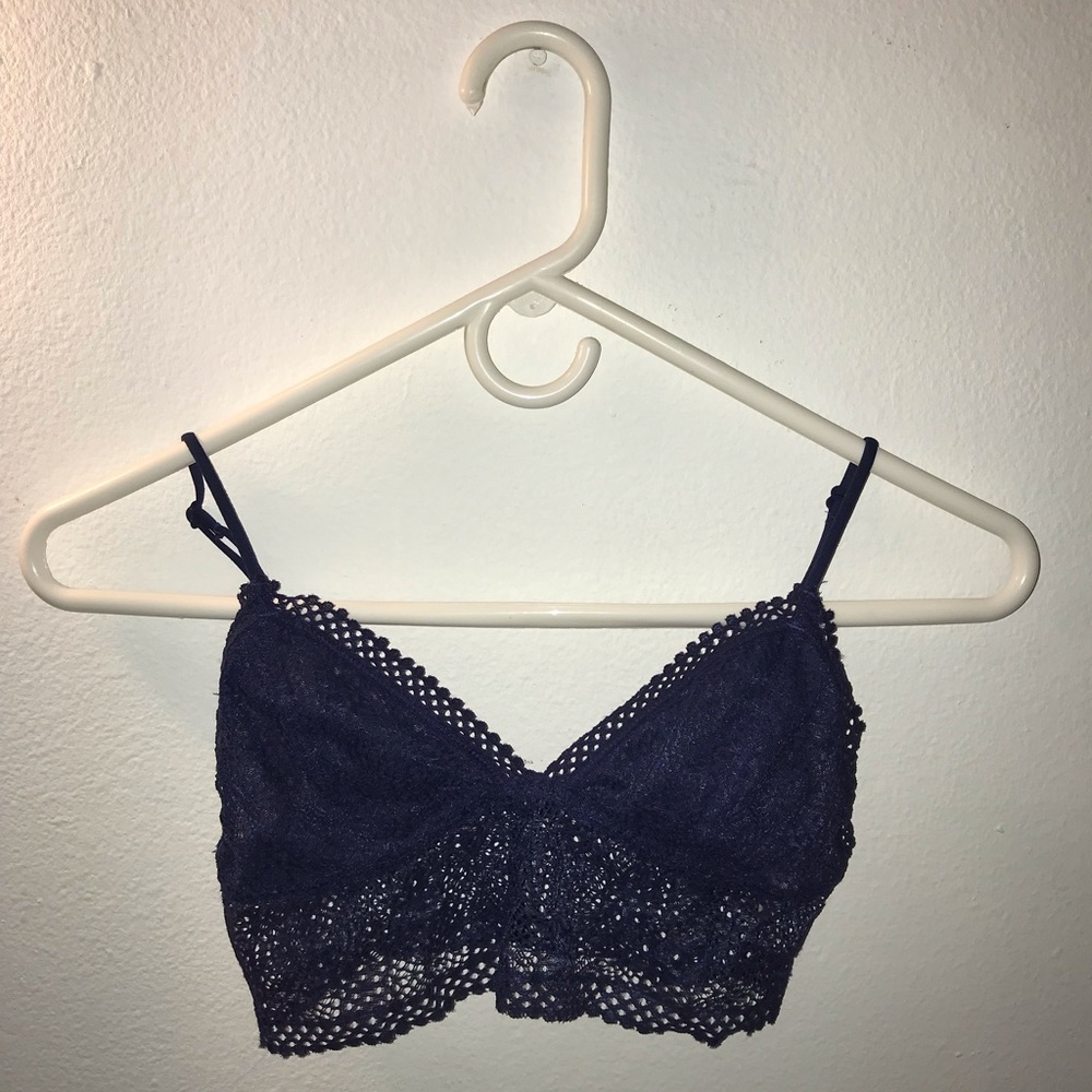 VS bralette in dark blue